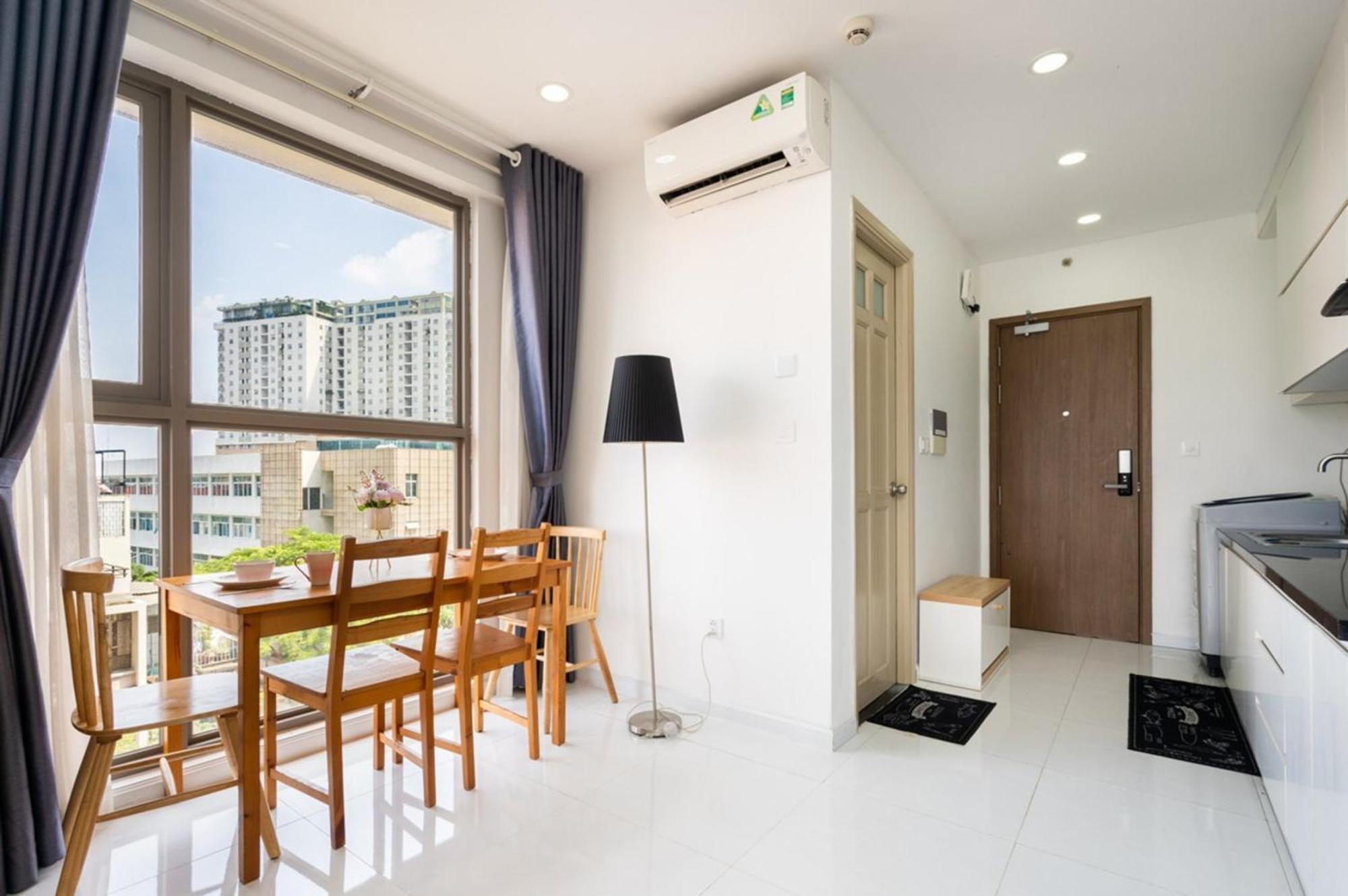 Otis Millennium Saigon Balcony Apartment Ho Chi Minh City Room photo